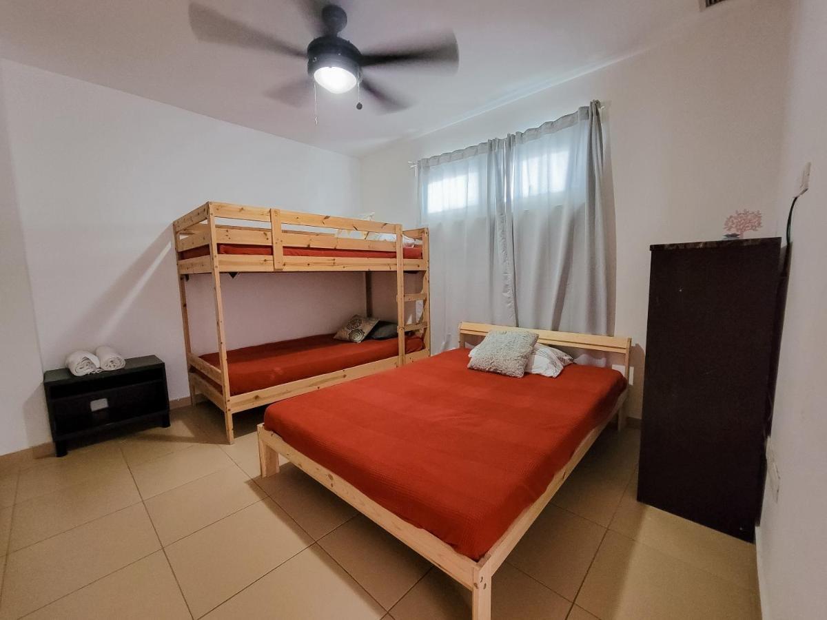 خوان دوليو Marbella Towers Beachfront 2 Bedrooms المظهر الخارجي الصورة